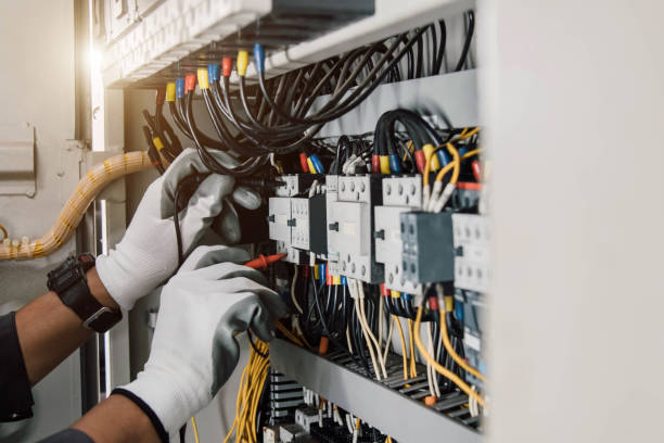Best Electric Panel Repair  in Selma, CA